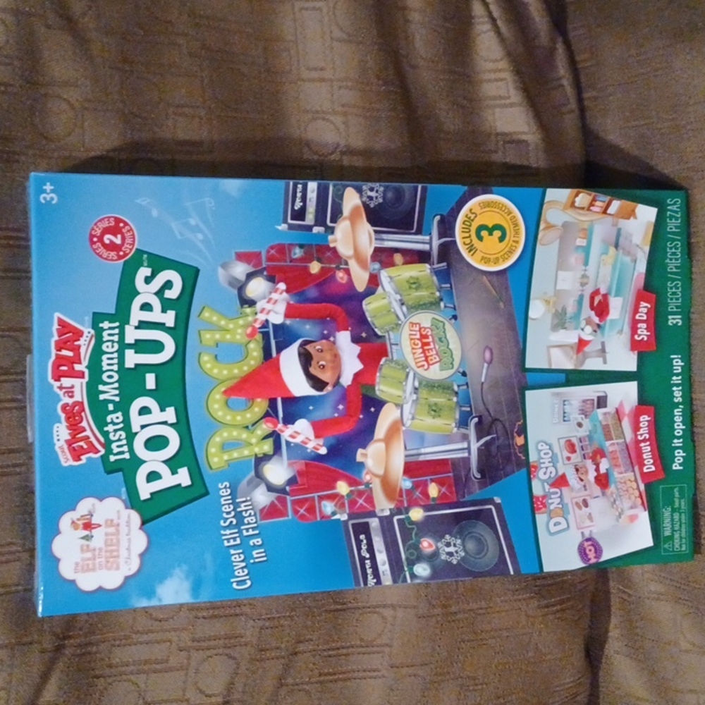 New Elf On The Shelf Insta-Moment Pop-Ups